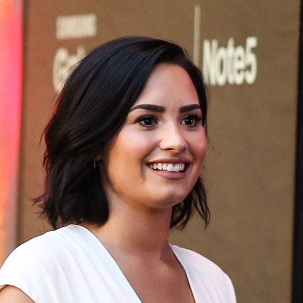  - Demi Lovato la SAMSUNG LAUNCH PARTY IN WEST HOLLYWOOD CALIFORNIA