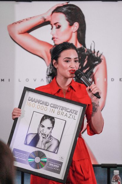  - Demi Lovato la PRESS CONFERENCE IN SAO PAULO BRAZIL