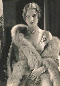 - Vintage beauty
