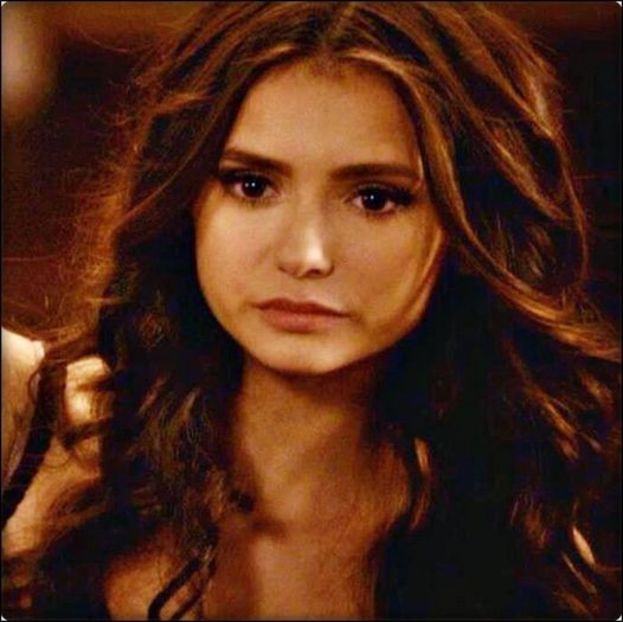 ▬ ❝Macar scap eu de el.❞#elena. × ❝Sincera sa fiu, Kath. Da, chiar mi-ai lipsit - here - episode 53 - done