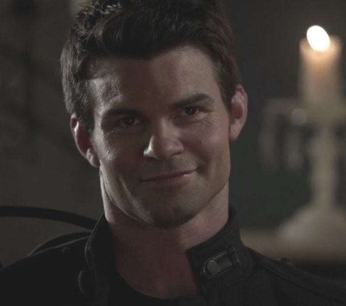 》Când am zis asta? *Ridică tonul de se face liniște preț de câteva sec* =))))))))). - here - episode 53 - done