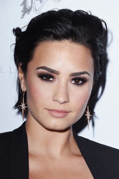  - Demi Lovato la STELLA MCCARTNEY AUTUMN 2016 PREESSENTATION IN LOS ANGELES