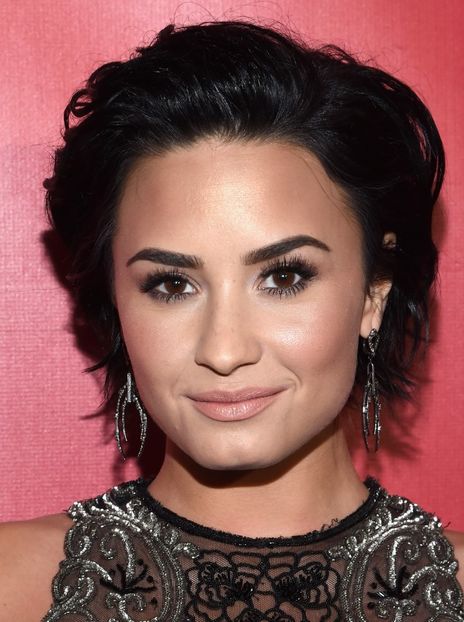 GettyImages-510108946_master - Demi Lovato la 2016 MUSICARES PERSON OF THE YEAR HONORING LIONEL RICHIE IN LOS ANGELES