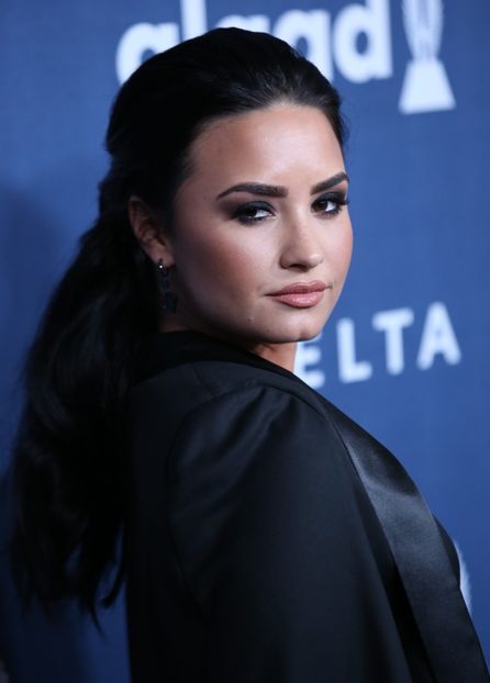 1_286829-3 - Demi Lovato la 2016 GLAAD MEDIA AWARDS AT THE BEVERLY HILTON IN LOS ANGELES