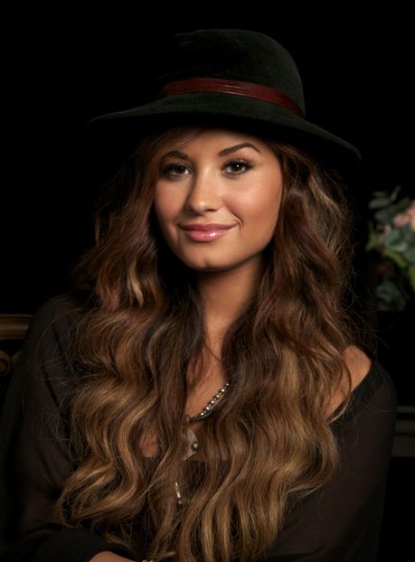  - DEMI LOVATO PHOTOSHOOTS 1