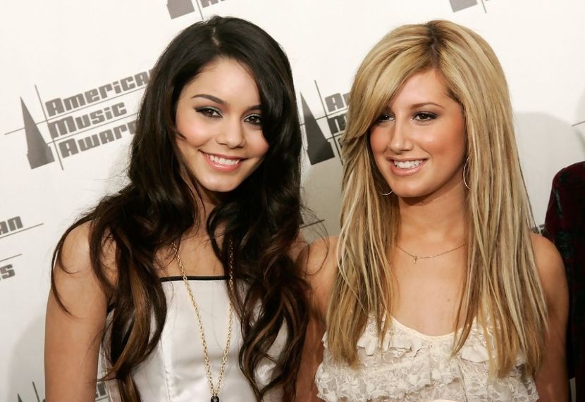  - VANESSA HUDGENS SI ASHLEY TISDALE