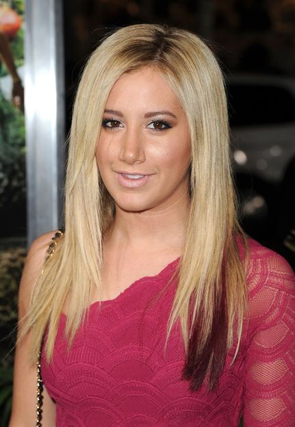  - Ashley Tisdale la Journey 2 The Mysterious Island Los Angeles premiere at Grauman s Chinese Theatre 