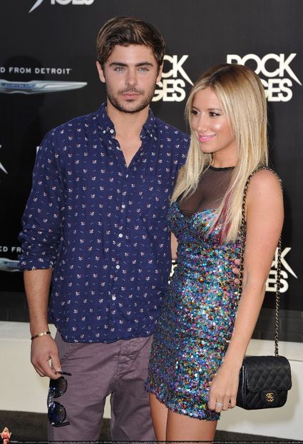  - ASHLEY TISDALE SI ZAC EFRON