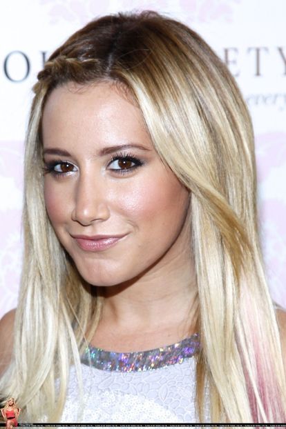  - Ashley Tisdale la Season Premiere Viewing Party ofMiss Advised at Planet Dailies Mixogoly 1010 in Lo