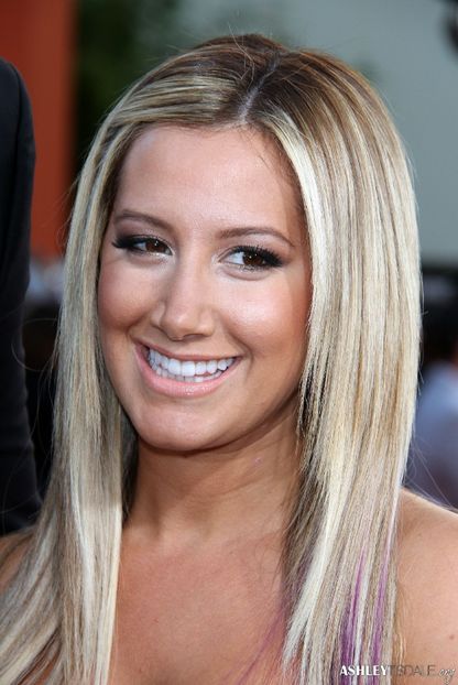  - Ashley Tisdale la Step Up Revolution Premiere at Grauman s Chinese Theatre in Hollywood