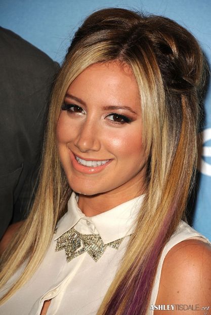  - Ashley Tisdale la 11th annual InStyle Summer Soiree at the London Hotel in West Hollywood