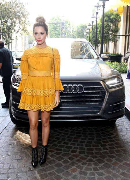  - Ashley Tisdale la Variety s Power of Women Luncheon in Los Angeles