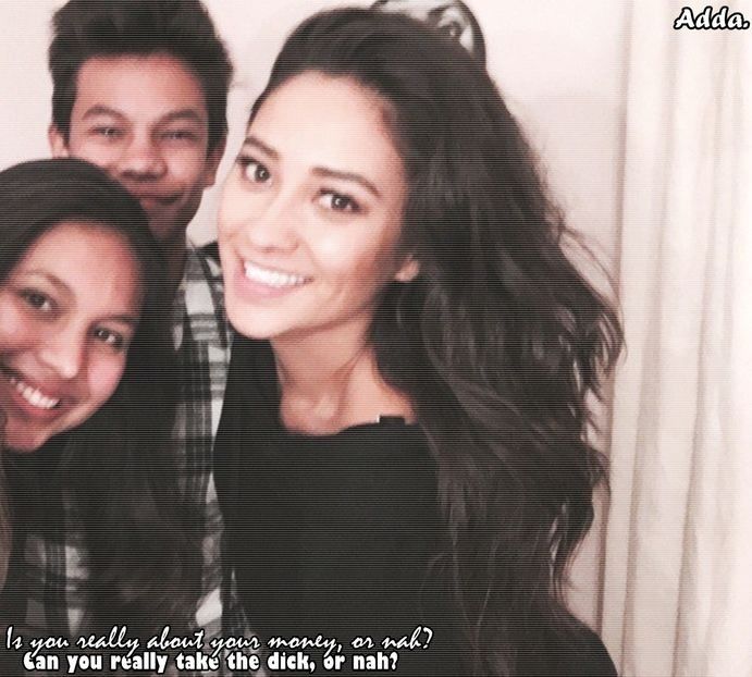 - Dar n-a zis nimeni asta, doar mă apăram să nu faci vreo tâmpenie cu nisipul .=)))))))))))) - SO3xE03 And I find it kinda funny