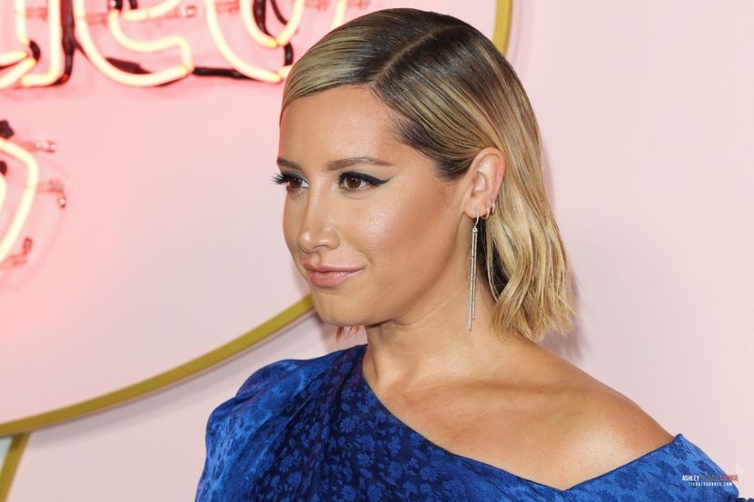  - Ashley Tisdale la HBO s Post Emmy Awards Reception at The Plaza at the Pacific Design Center in Los 