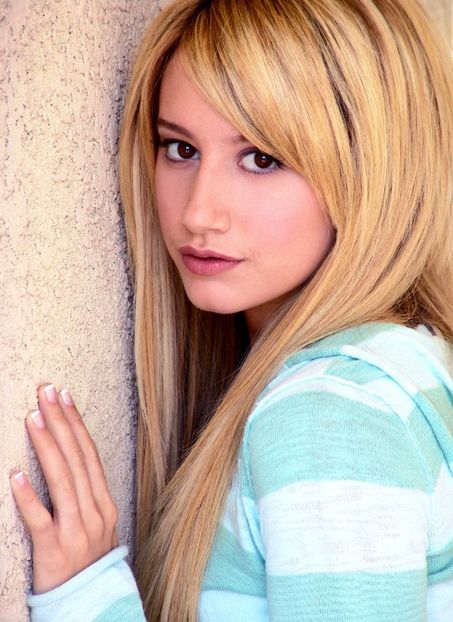  - ASHLEY TISDALE PHOTOSHOOTS 1
