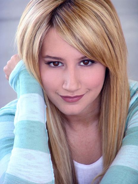  - ASHLEY TISDALE PHOTOSHOOTS 1