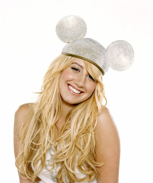  - ASHLEY TISDALE PHOTOSHOOTS 1