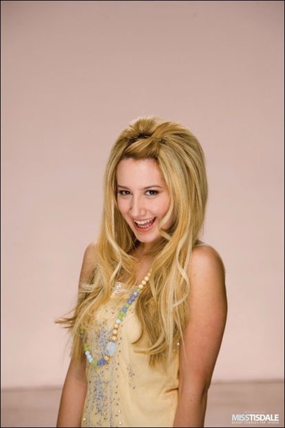  - ASHLEY TISDALE PHOTOSHOOTS 1