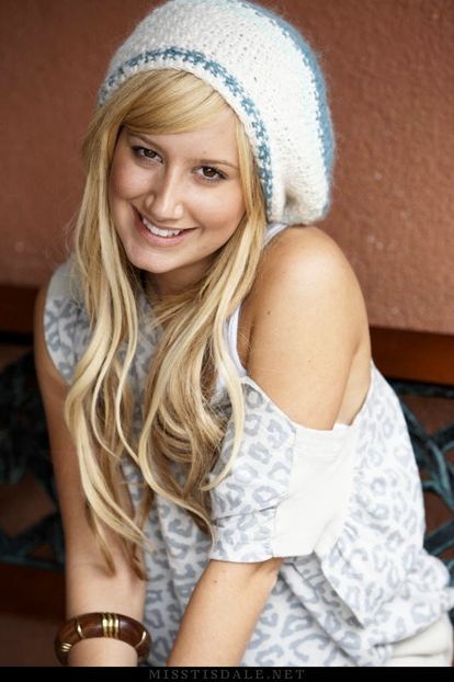  - ASHLEY TISDALE PHOTOSHOOTS 1