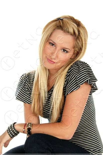  - ASHLEY TISDALE PHOTOSHOOTS 1