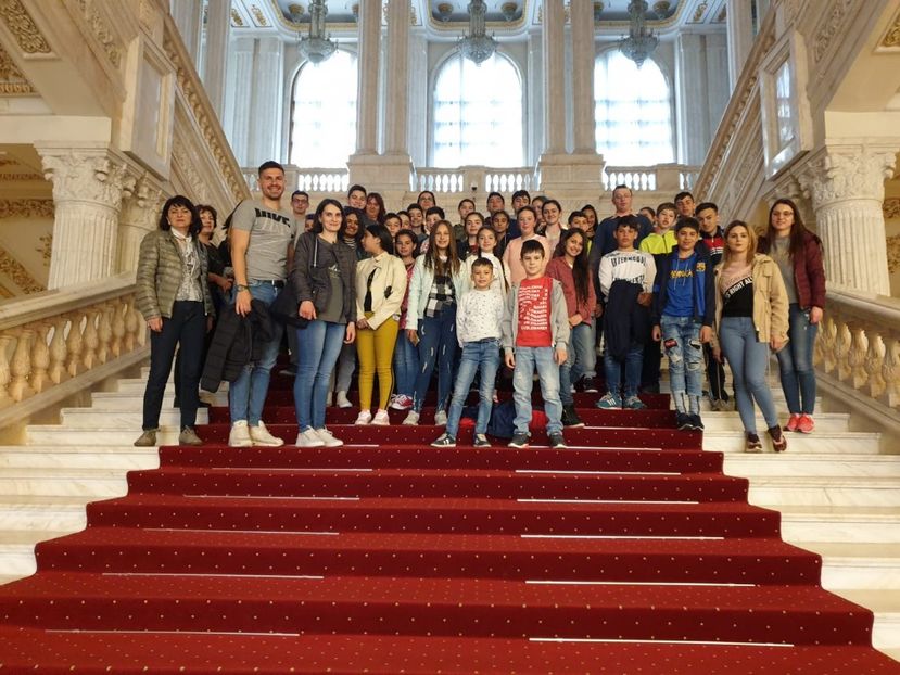 IMG-20190405-WA0000 - 2018 -2019 Scoala Cata alte serbări