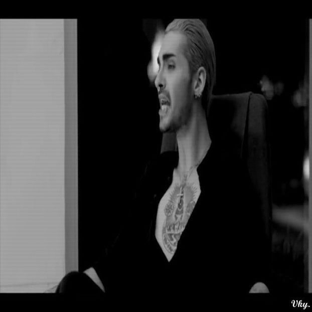 ▬ ❝Aia e partea a doua, daca tu le-ai vazut pe post de arme.❞=))))) - SO3xE03 And I find it kinda funny