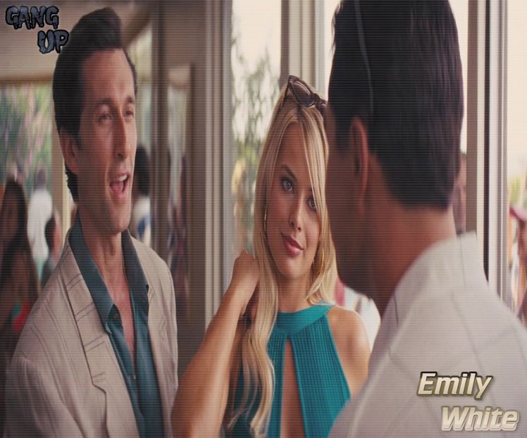 - *se uită la ea* Și asta se întâmplă când nu porți centura....*îi dă niște șervețele din bord - Epii 28 _ Cant feel my face