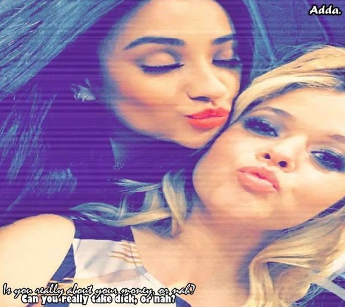 - Și nu văd care e treaba voastră, a celor care comentați. =))))))))))))) - SO3xE03 And I find it kinda funny