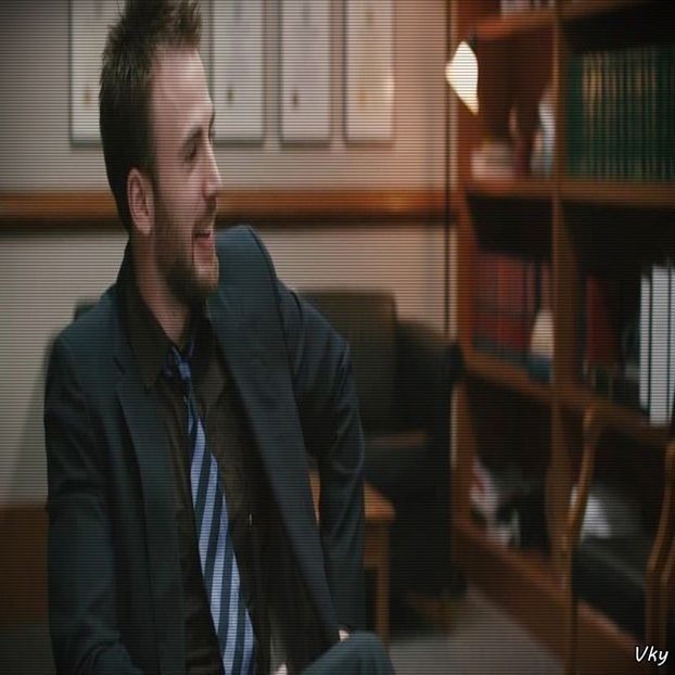 ▬ Il apuca o criza de ras cand vede tot ce se intampla. =))))) - Epii 29 _ Put your hands in the air