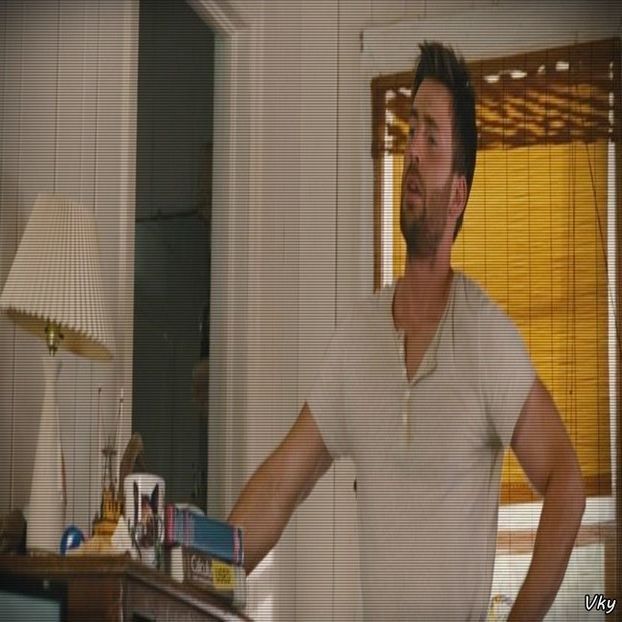 ▬ ❝Sa te f$$% la creier.❞ Se uita la Rolando, apoi cand vede ca se deschide usa la lift fuge la ea - Epii 29 _ Put your hands in the air