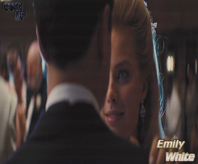 》*se retrage ușor din sărut și surâde* Am cam exagerat mai devreme, scuze... =))))))). - Epii 29 _ Put your hands in the air