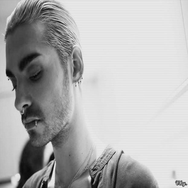 ▬ ❝Ce poate sa mearga rau.❞ Ridica din umeri si se arunca in apa si inoata. =))))))) - SO3xE03 And I find it kinda funny