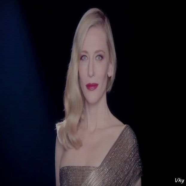 ▬ ❝Nu cred ca tine de superstitie cand vine din partea unei psycho(sarah) toate astea.❞=))))) - SO3xE03 And I find it kinda funny