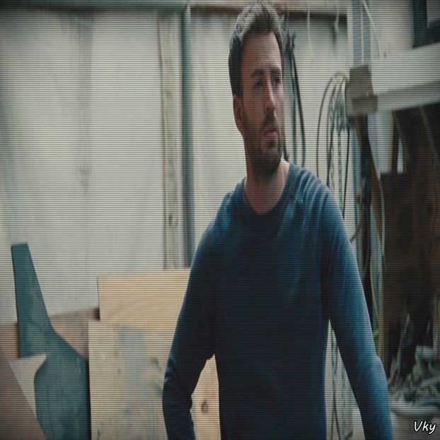 ▬ ❝Te rog eu, lasa-ne in pace. Macar atat.❞ Da paharul legat si mai cere unul.=))))) - SO3xE03 And I find it kinda funny