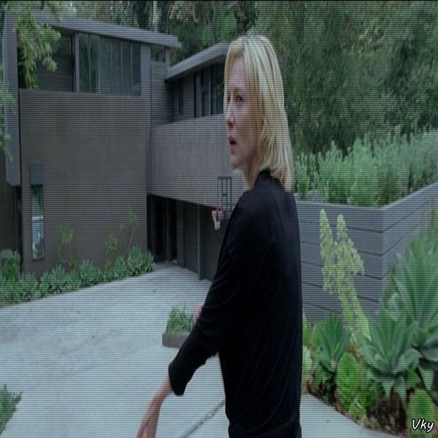 ▬ Se inmoaie toata cand aude "copilasul tau" si mai ales cand o vede ca ii se face rau sau ma rog - SO3xE03 And I find it kinda funny