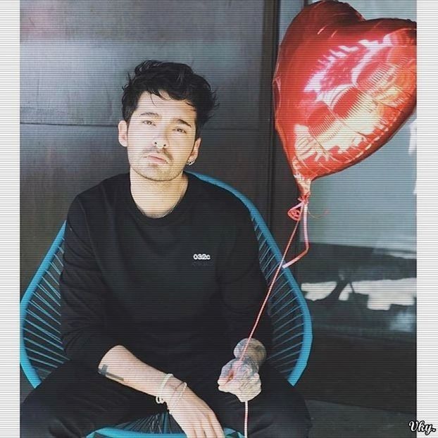 ▬ ❝Asta nu stiu sa iti zic.❞ Se uita la ea si comanda paste cu legume.=)))))) - SO3xE03 And I find it kinda funny