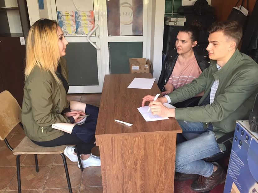 Asociatia Studentilor si Elevilor Basarabeni- poze adunate de pe internet - CAMERE GRATIS - PENTRU STUDENTII DIN BASARABIA SI BUCOVINA - cu gradina de vara