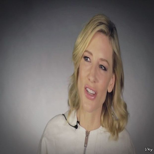 ▬ ❝Sa-ntamplat ceva?❞ Se lasa putin pe o parte si o saruta scurt, apoi - SO3xE04 And I find it kinda sad