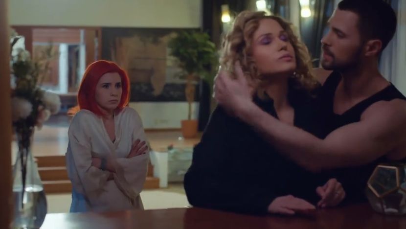 bandicam 2019-06-20 17-12-22-823 - 01 fructul oprit 02-33-01