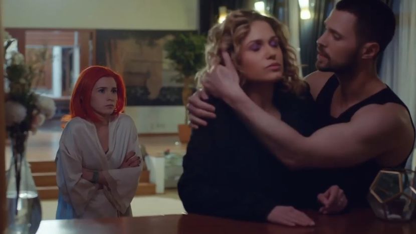 bandicam 2019-06-20 17-12-23-327 - 01 fructul oprit 02-33-01