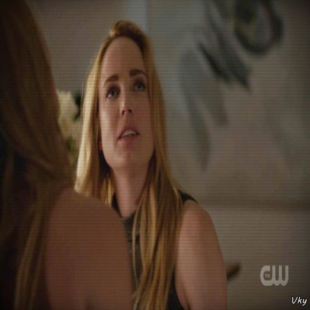 ▬ ❝O sa fie scumpa coliva si florile din iarba verde.❞=)))))))) - SO3xE04 And I find it kinda sad