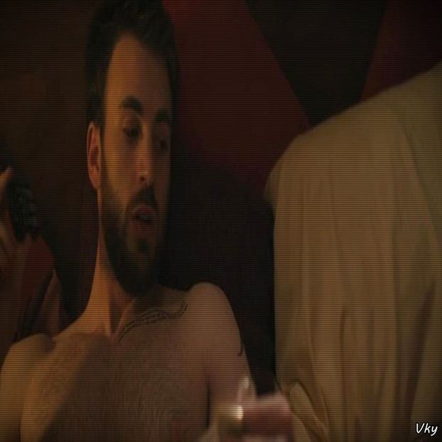 ▬ Se uita dupa ea si il pufneste rasul. =)))) - SO3xE04 And I find it kinda sad