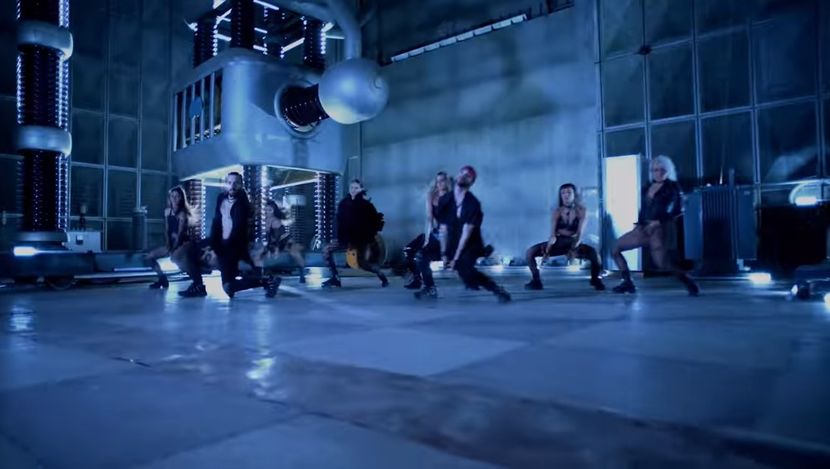 bandicam 2019-06-29 10-54-04-743 - A - Enchante