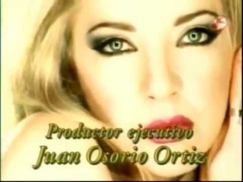 hqdefault (1) - Roxi