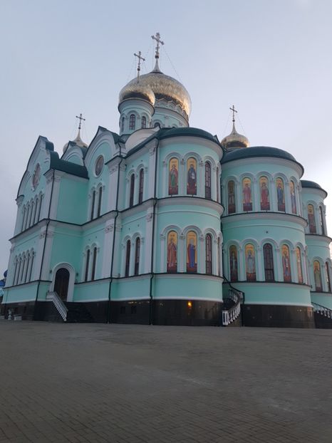 Catedrala Sf Treime, cu 7 Altare, -Bănceni -Ucraina - Pelerin