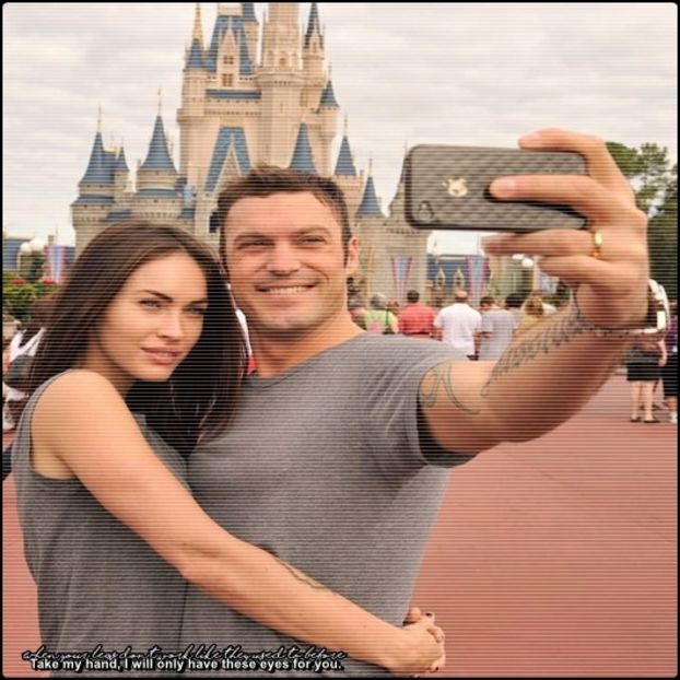 ༄❛໓ค๓ຖē໓⚜∱̶ε̶ε̶ℓ̶ï̶ŋ̶ɠ̶ş❱¹⍮  # Bătea cu piciorul o minge de fotbal afară în timp ce-şi trăgea - Epii 29 _ Put your hands in the air