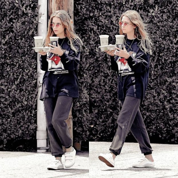 ⤑ᵖᶤᶰᵏĿЄ♏ØИÂÐЄ ┊# ii sclipesc ochii cand aude de cumparat si o ia de( - SO3xE06 And that feels so rough
