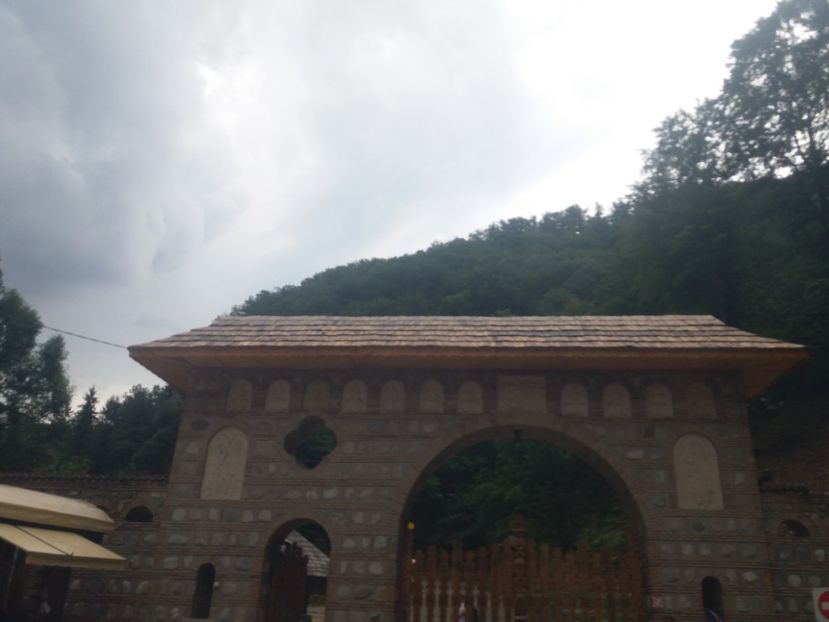  - Mânăstirea Tismana în iulie 2019