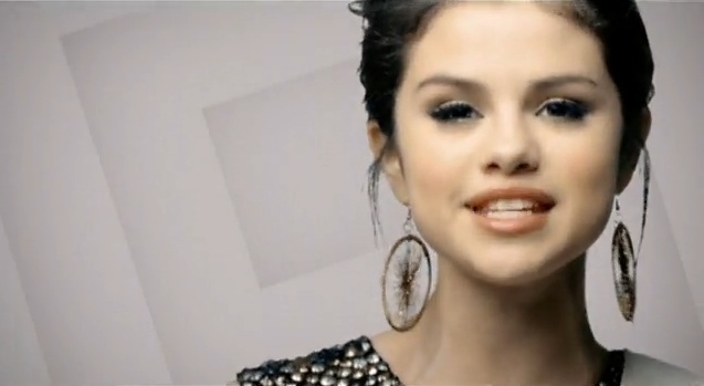 64 - Selena Gomez Naturally