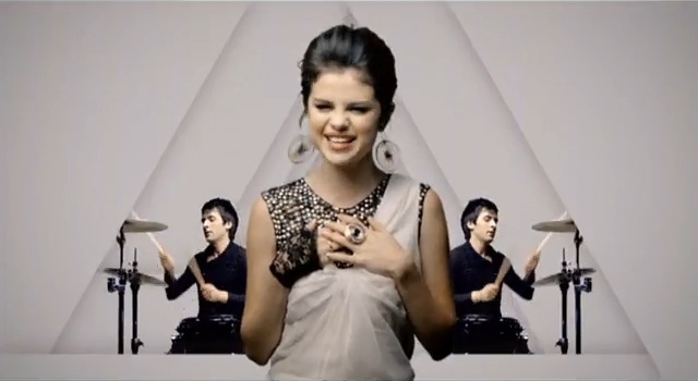 65 - Selena Gomez Naturally